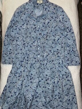 Tuckernuck Blue Floral Shirt Dress Medium Hydrangea Print Midi Dress